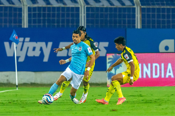 
MATCH-108 : 05.03.2022 : HYDERABAD FC <b><font color=red> 2-1 </b></font> MUMBAI CITY FC  : kolkatafootball.com