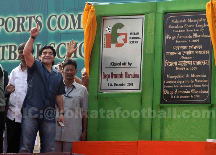 Maradona in Kolkata 2008: kolkatafootball.com